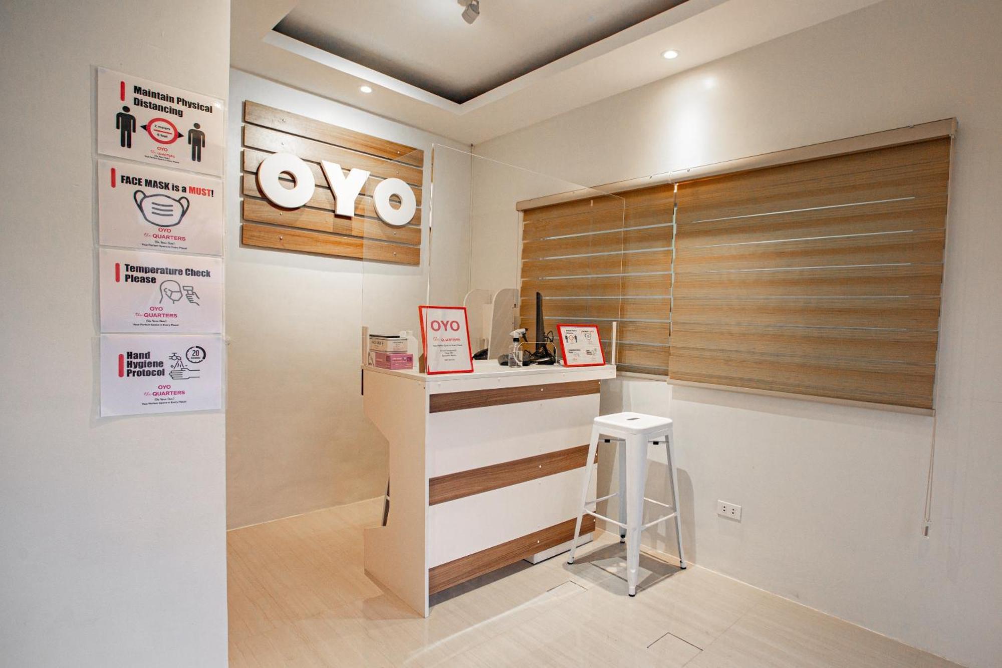 فندق Oyo 605 The Quarters مانيلا المظهر الخارجي الصورة